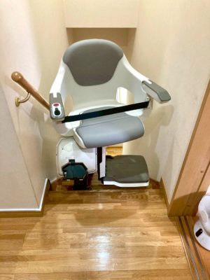 階段昇降機、階段リフト、福祉用具