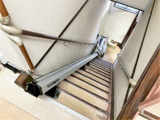 階段昇降機、階段リフト、福祉用具
