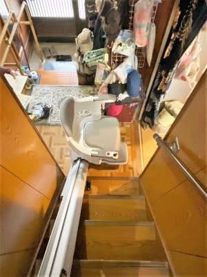 階段昇降機、階段リフト、福祉用具