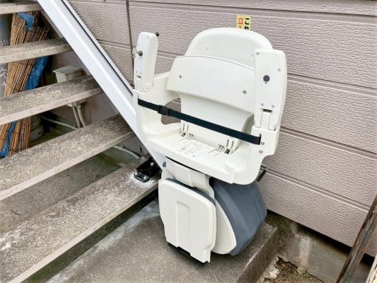 階段昇降機、階段リフト、福祉用具