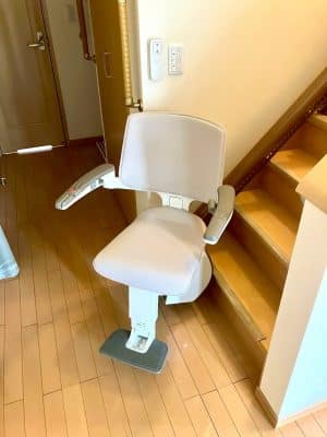 階段昇降機、階段リフト、福祉用具