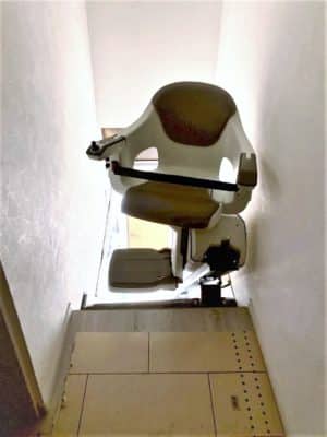 階段昇降機、階段リフト、福祉用具