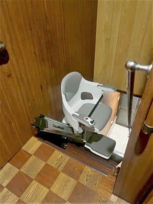 階段昇降機、階段リフト、福祉用具