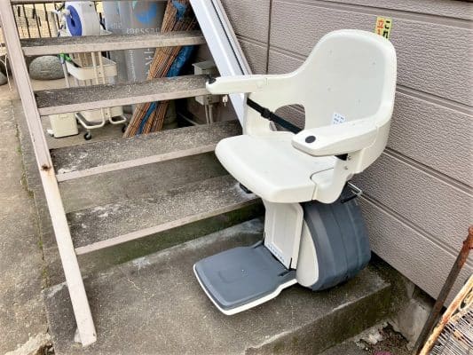階段昇降機、階段リフト、福祉用具