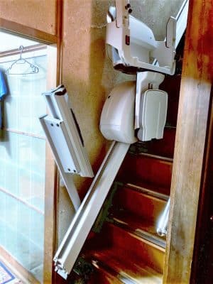 階段昇降機、階段リフト、福祉用具