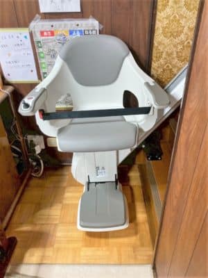 階段昇降機、階段リフト、福祉用具