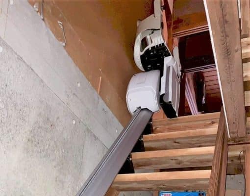 階段昇降機、階段リフト、福祉用具