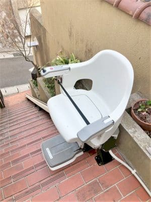 階段昇降機、階段リフト、福祉用具