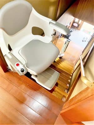 階段昇降機、階段リフト、福祉用具