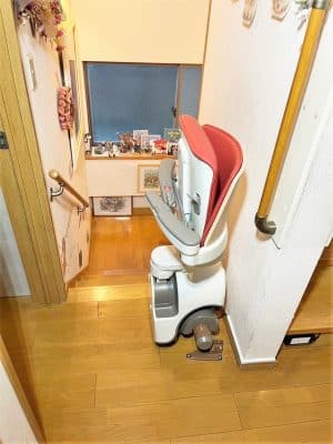 階段昇降機、階段リフト、福祉用具