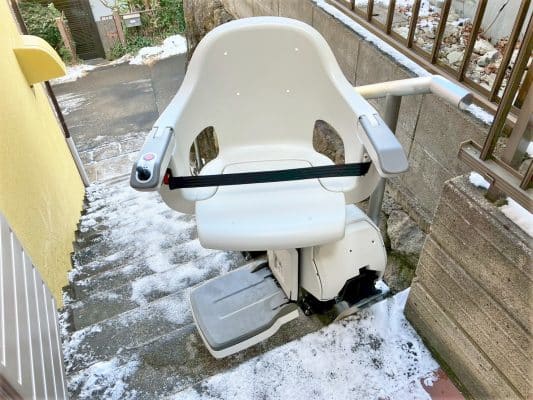 階段昇降機、階段リフト、福祉用具