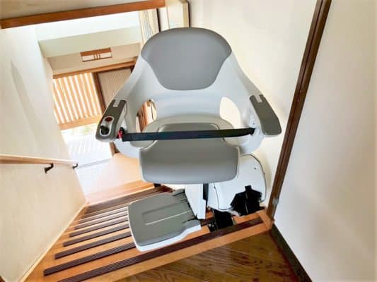 階段昇降機、階段リフト、福祉用具