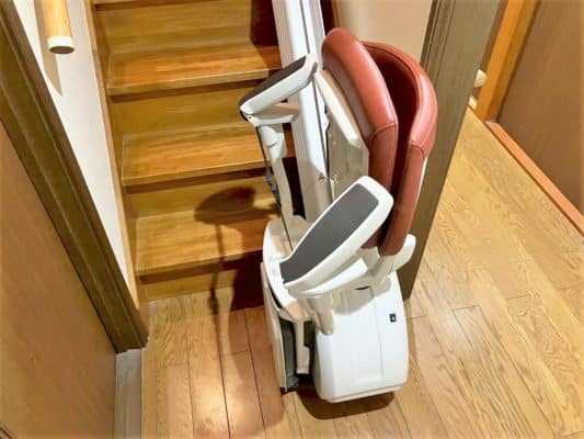階段昇降機、階段リフト、福祉用具