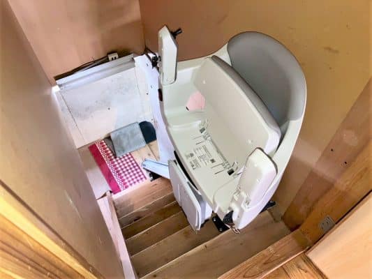 階段昇降機、階段リフト、福祉用具