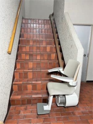 階段昇降機、階段リフト、福祉用具