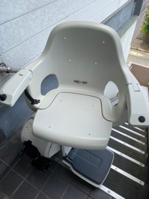 階段昇降機　屋外用