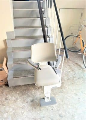 階段昇降機、階段リスト、福祉用具