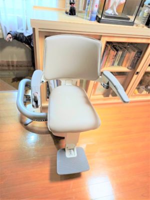階段昇降機、階段リフト、福祉用具