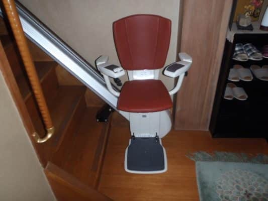 【名古屋営業所】名古屋市西区 直線階段用の昇降機(階段リフト)を設置致しました 4 名古屋 階段昇降機(階段リフト)