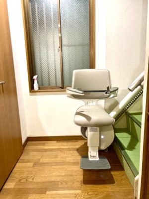 階段昇降機、階段リフト、福祉用具