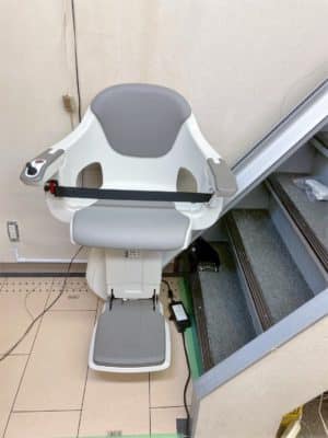 階段昇降機、階段リフト、福祉用具