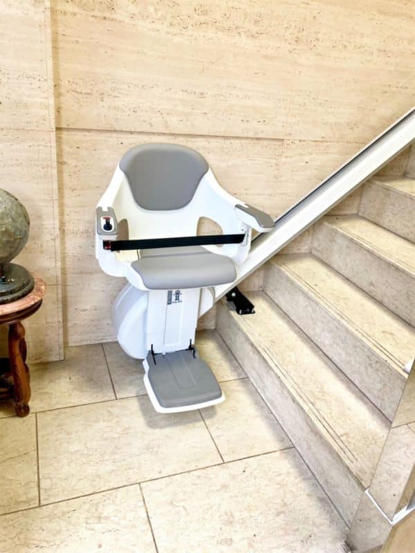 階段昇降機 S100 自動型