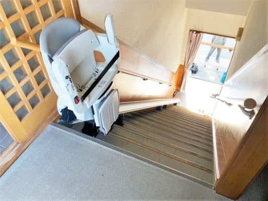 福祉用具、階段昇降機、階段リフト、階段につけるリフト
