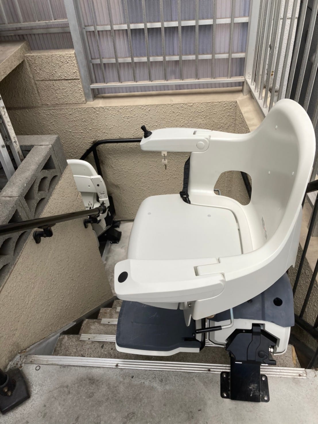 階段昇降機　アウトドア