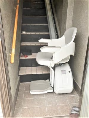 階段昇降機、階段リフト、福祉用具
