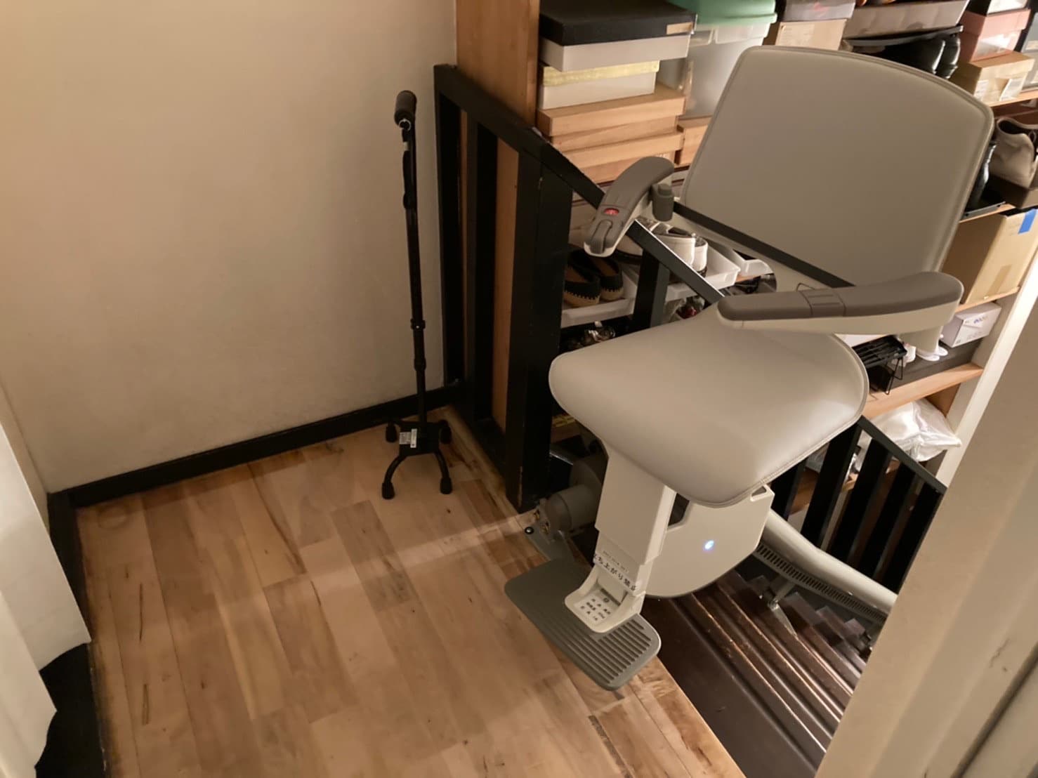 階段昇降機　S200　曲線型