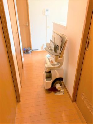階段昇降機、階段リフト、ステアリフト、福祉用具