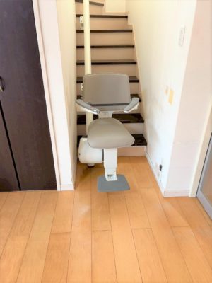 階段昇降機、階段リフト、ステアリフト、福祉用具