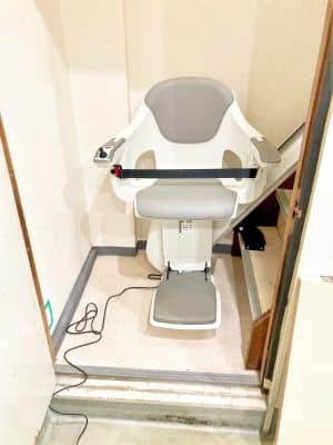 階段昇降機、階段リフト、福祉用具