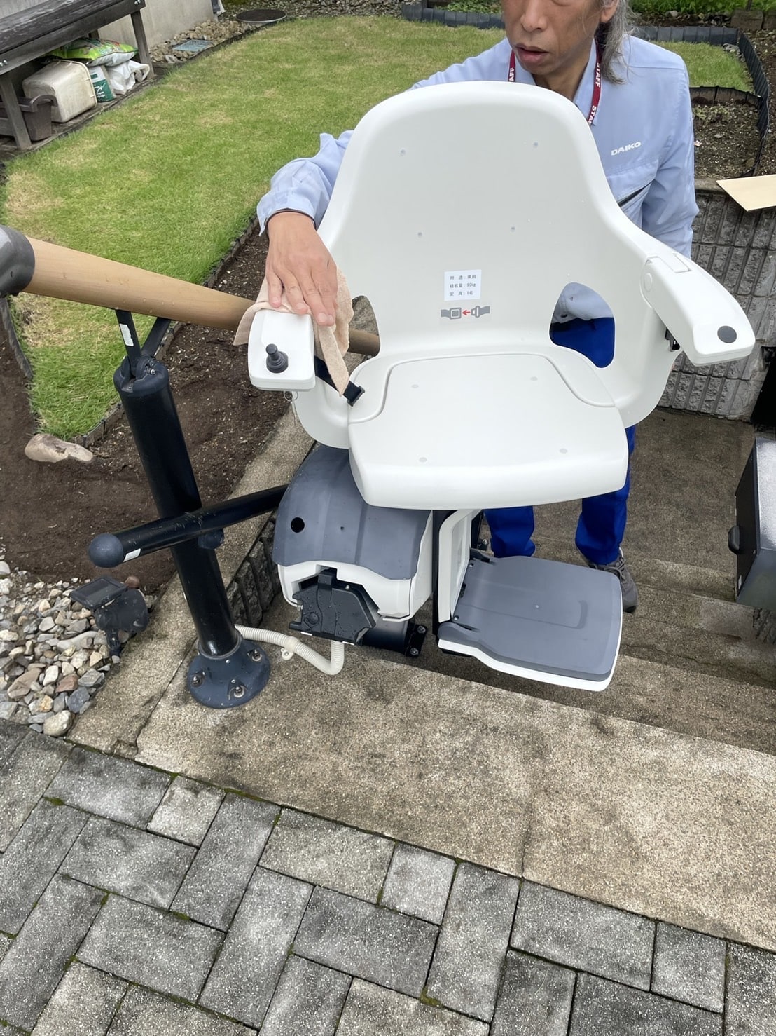 階段昇降機 屋外用 レバントアウトドア