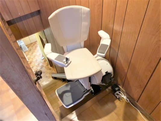 いす式階段昇降機、階段リフト、階段、福祉用具レンタル