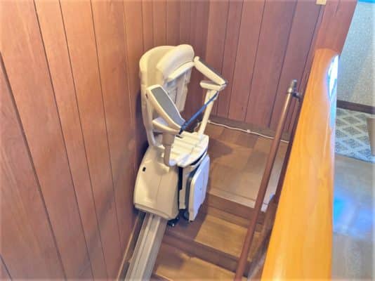 いす式階段昇降機、階段リフト、階段、福祉用具レンタル