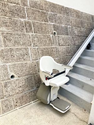 階段昇降機、屋外階段リフト、福祉用具