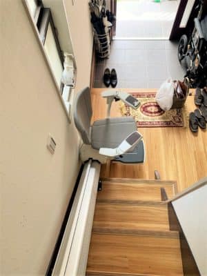 階段昇降機、階段リフト、福祉用具