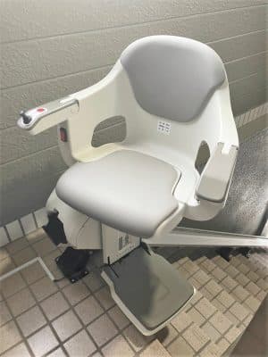 階段昇降機、階段リフト、福祉用具