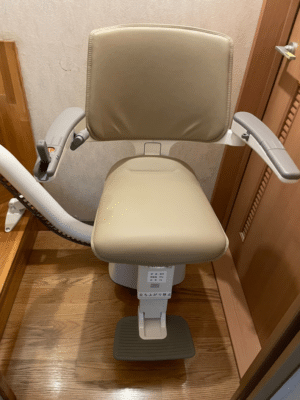 階段昇降機（S200）