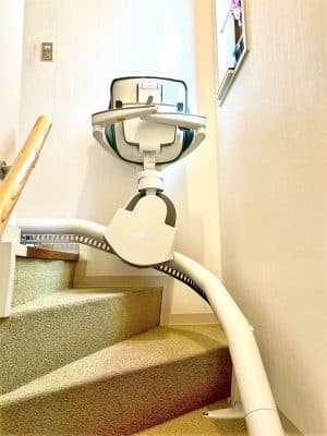 階段昇降機、階段リフト、福祉用具