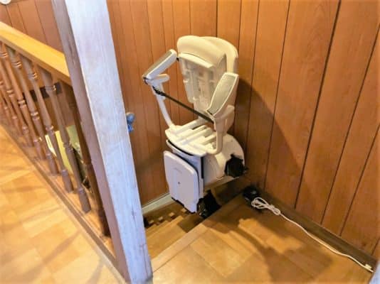 いす式階段昇降機、階段リフト、階段、福祉用具レンタル
