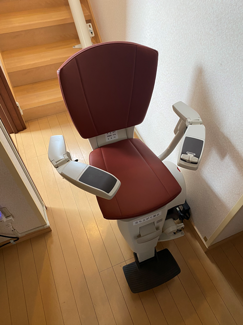 76c691c22c7ef40a64aa64b04f05e90c 1