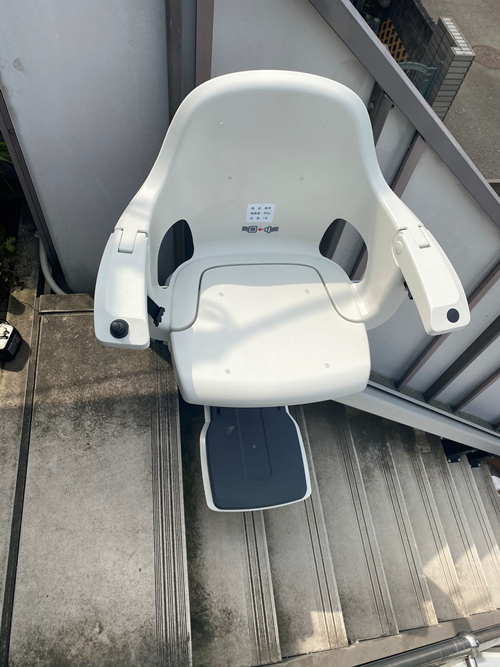 76c691c22c7ef40a64aa64b04f05e90c 2