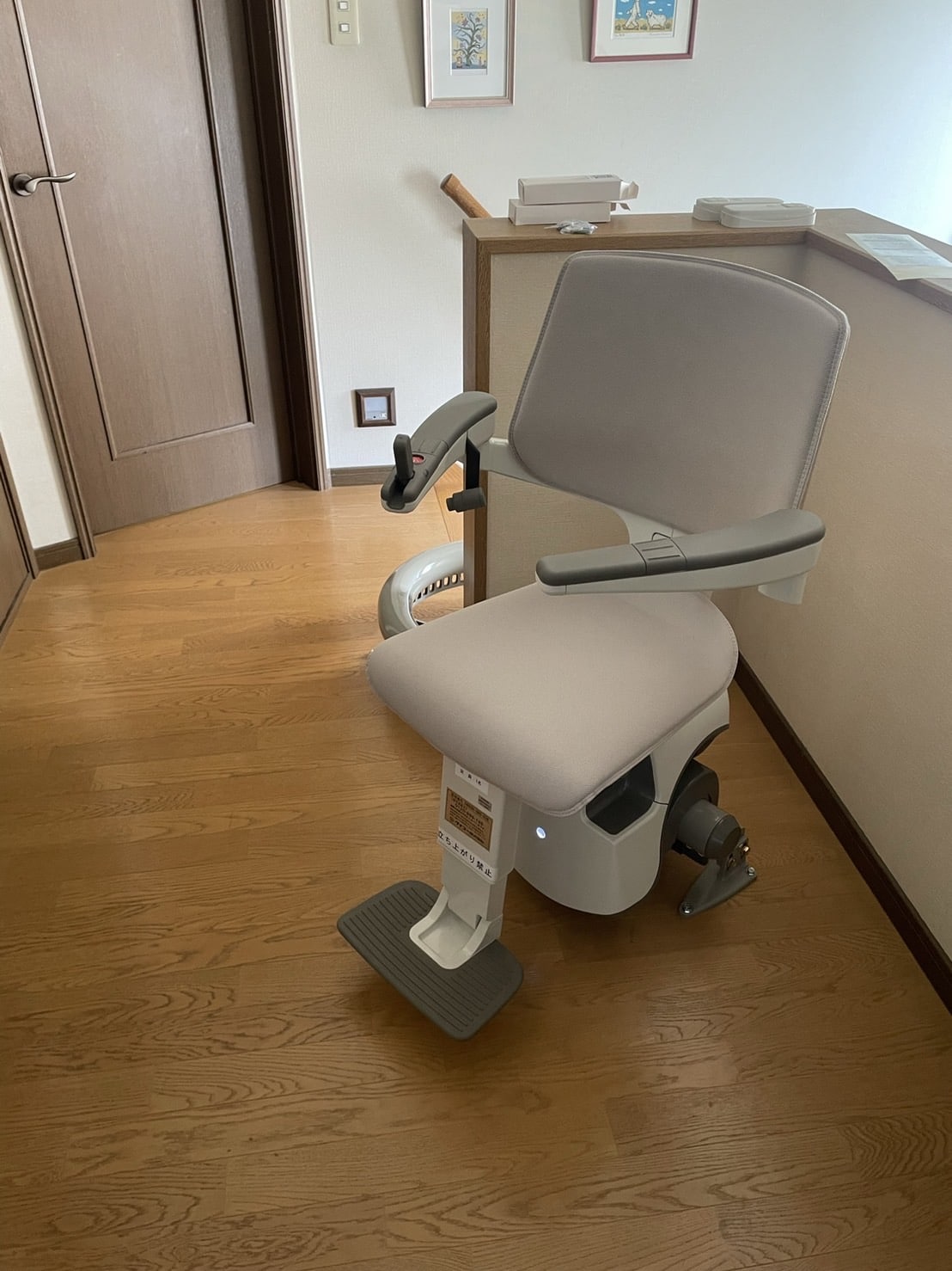 階段昇降機 曲線型 S200