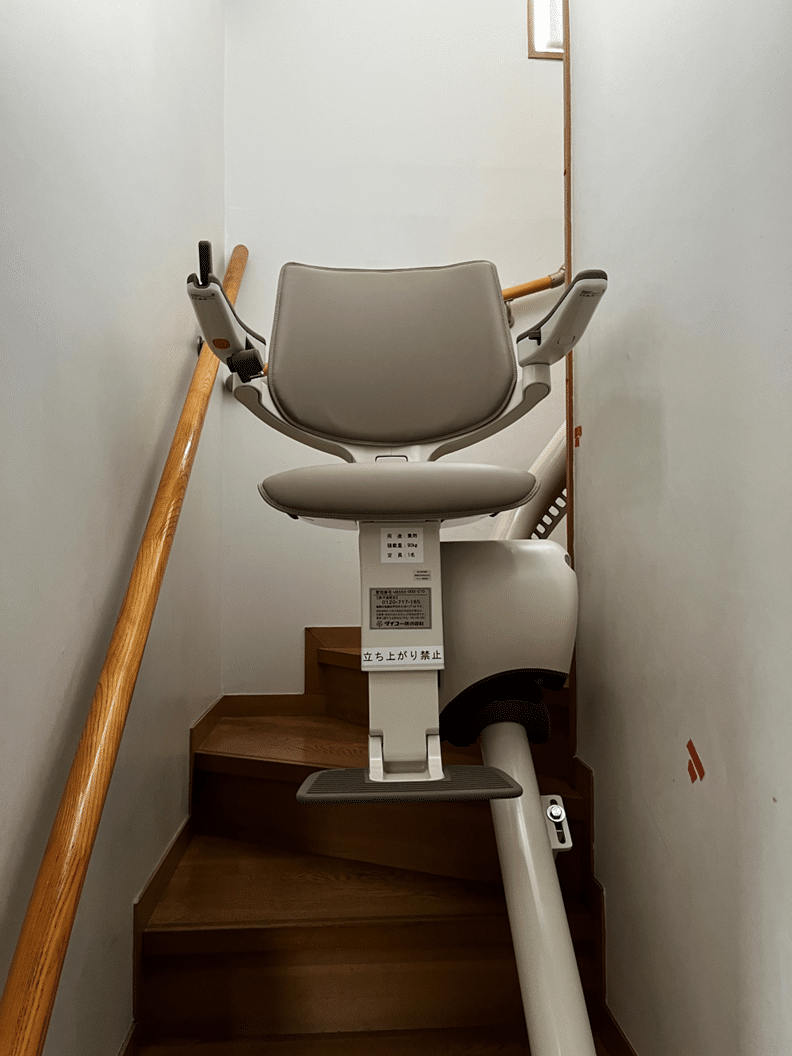 階段昇降機 曲線型