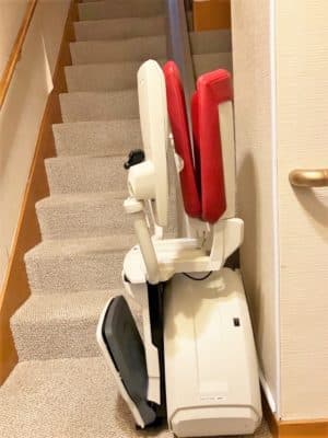 階段昇降機、階段リフト、福祉用具