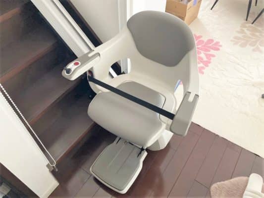 階段昇降機、階段リフト、福祉用具