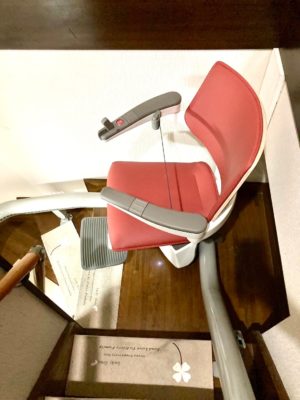 階段の昇り降りが楽になる福祉用具。階段昇降機。階段リフト。