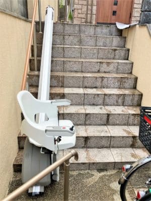 階段昇降機、階段リフト、福祉用具